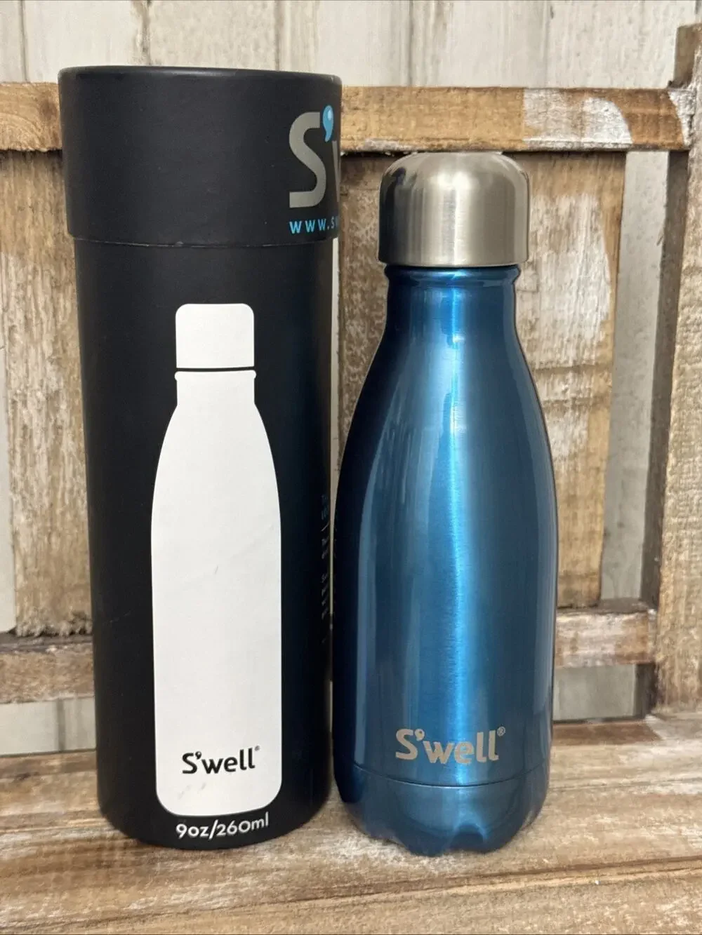 9oz S’well Water Bottle In Box New 2013 TWB-BLUE02